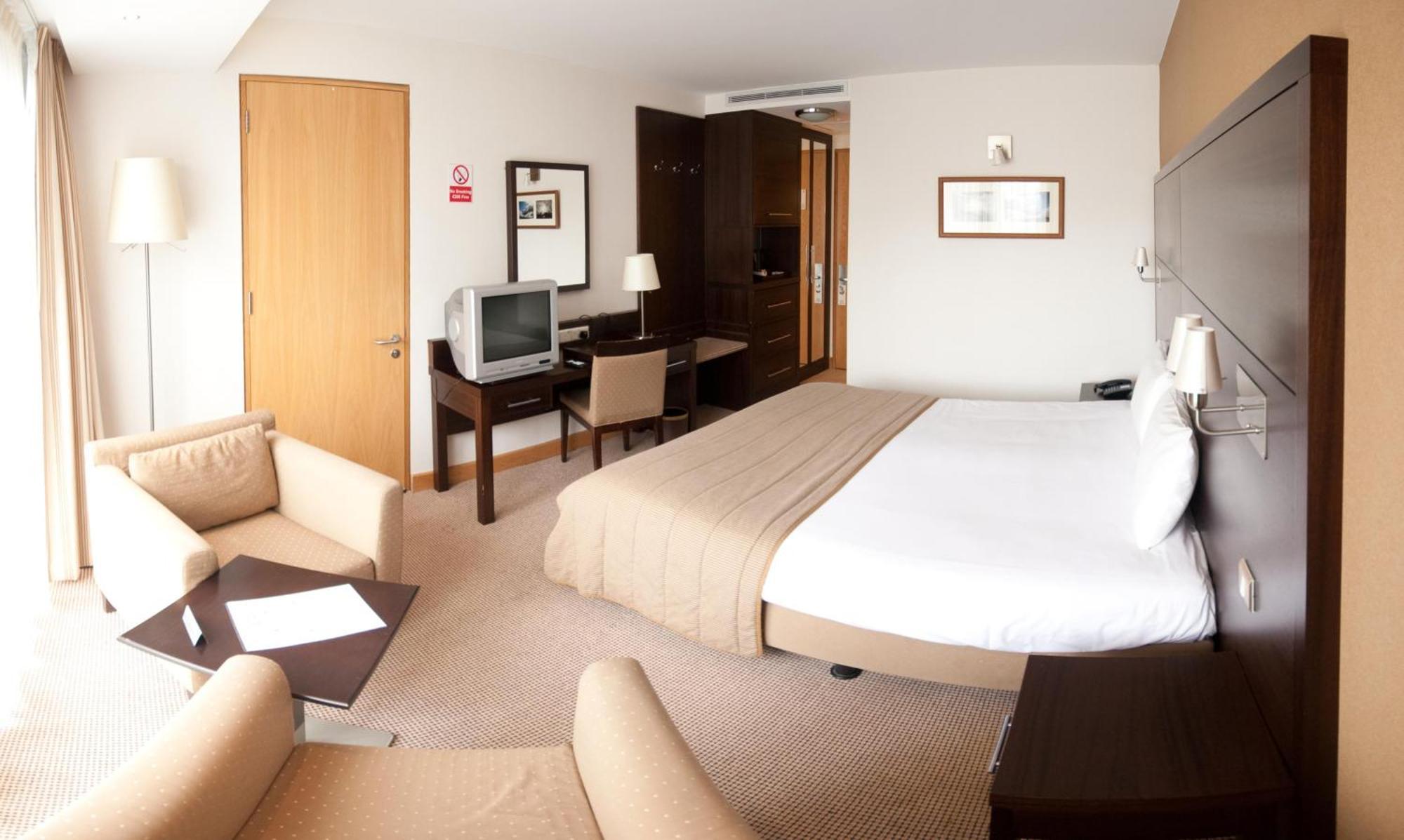 White Sands Hotel Портмарнок Екстер'єр фото