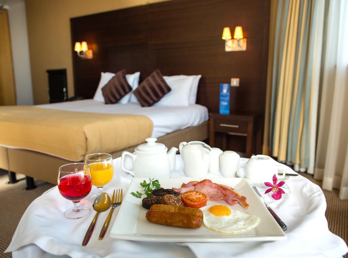 White Sands Hotel Портмарнок Екстер'єр фото